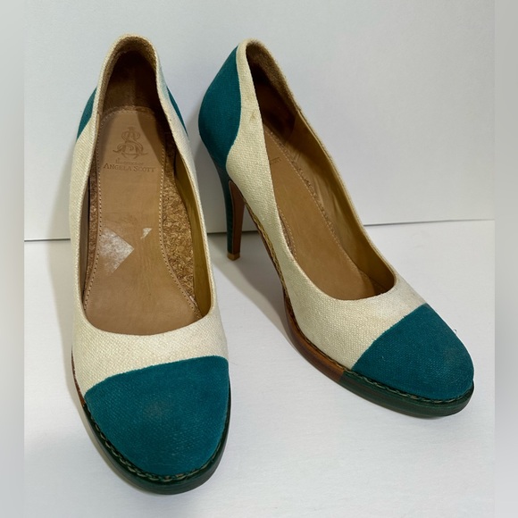 The Office of Angela Scott Linen Heels with Turquoise Coloring/Heel Sz 41 - Picture 2 of 10